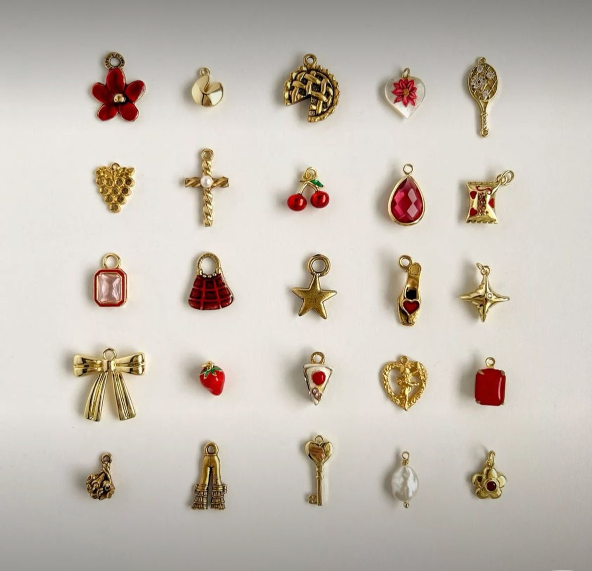 CHARM BAR