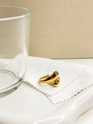 Golden Hug Ring