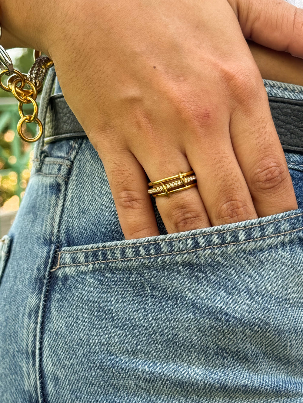 Ana Ring
