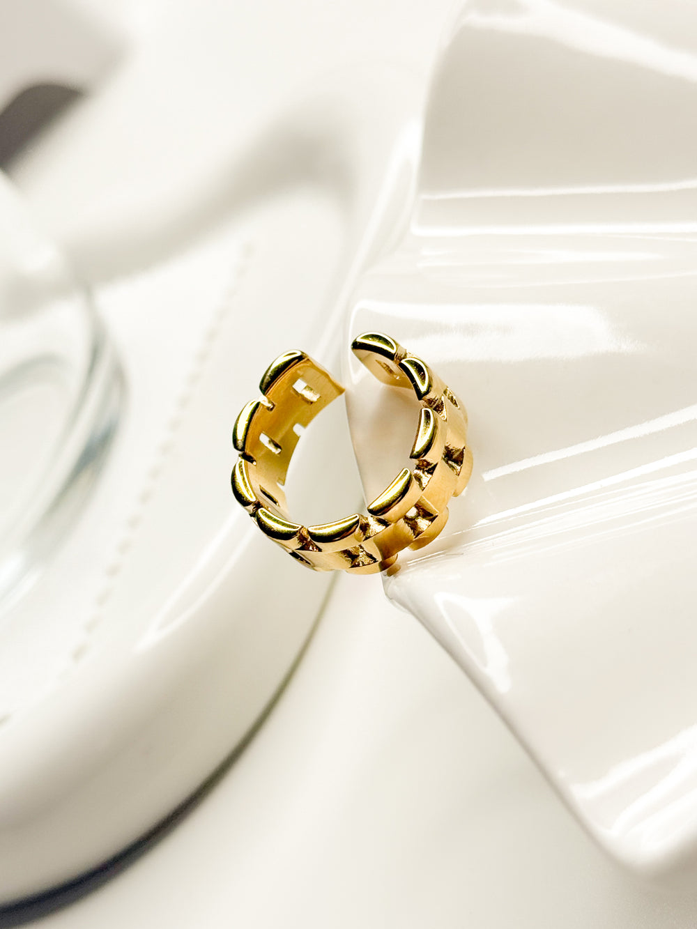 Selene Ring