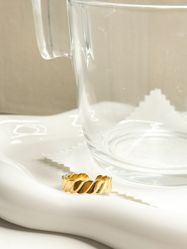Clau ring