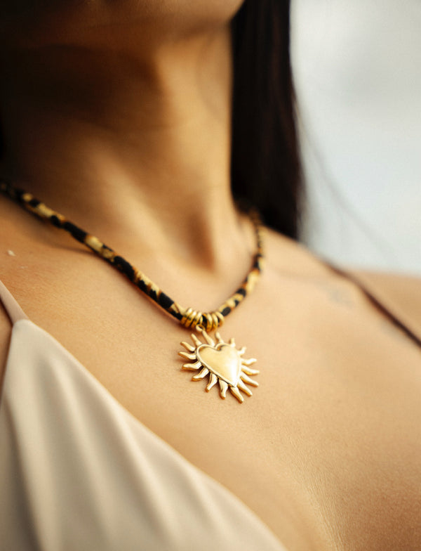 Tropical print necklace