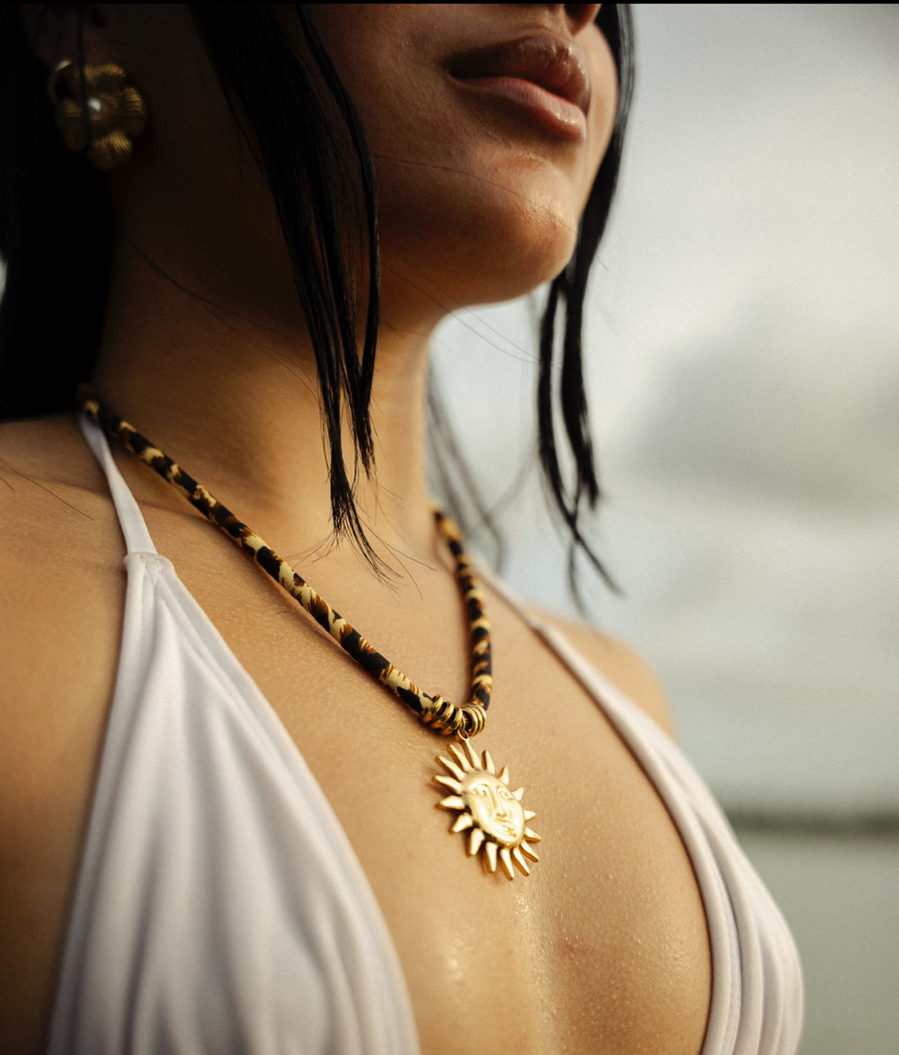 Tropical print necklace